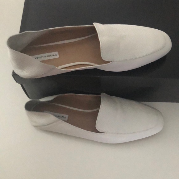 Saks Fifth Avenue Shoes - Saks Fifth Avenue Collapse Leather Flats. New. 10